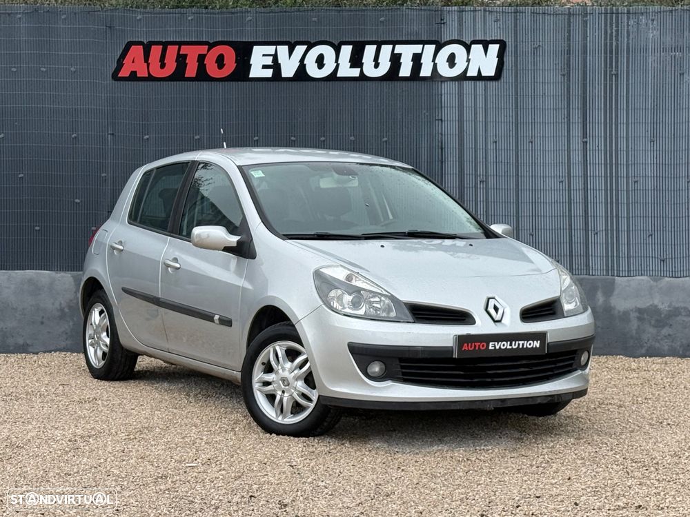 Renault Clio 1.2 16V Dynamique S - 18