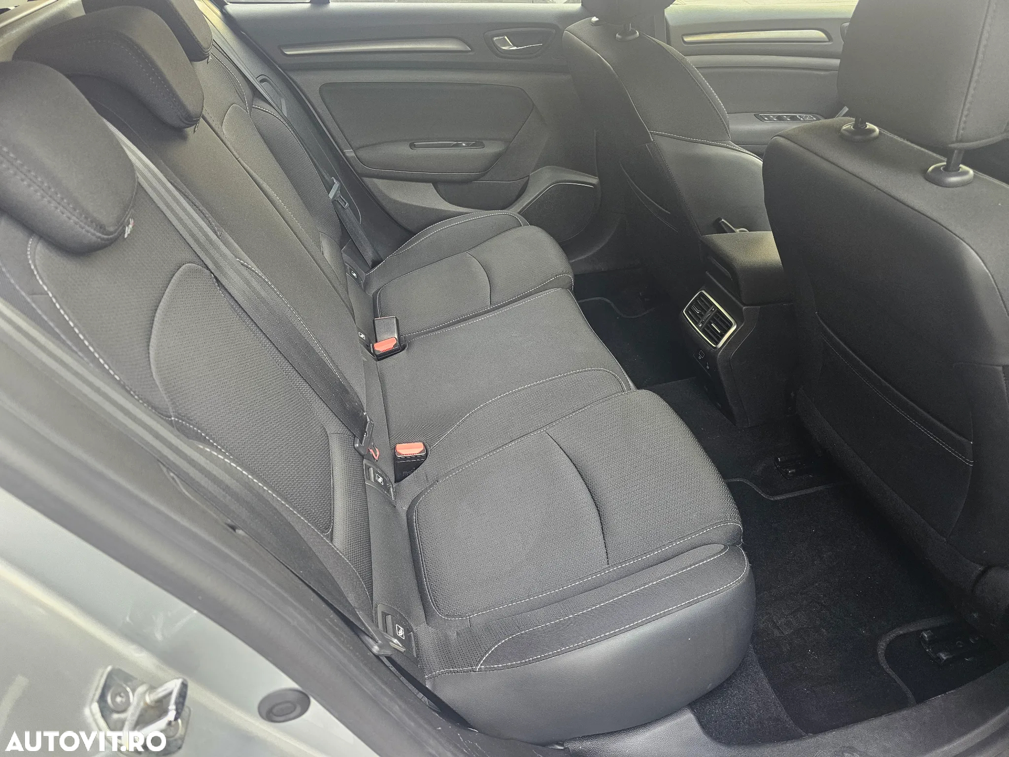 Renault Megane Estate Blue dCI EDC Intens - 13