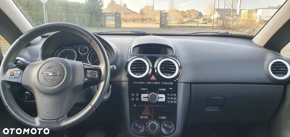 Opel Corsa 1.2 16V Cosmo EasyTronic - 13