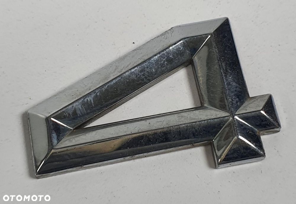 EMBLEMAT ZNACZEK LOGO AUDI A4 B5 8D5853741A - 2