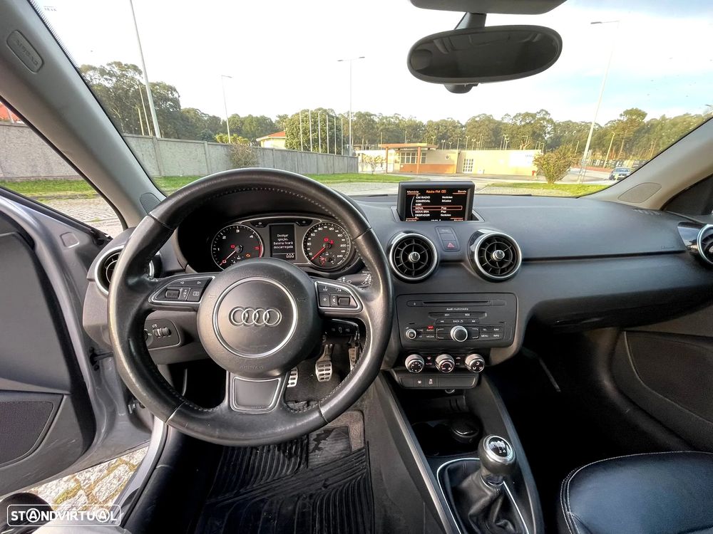 Audi A1 Sportback 1.6 TDI S-line - 9