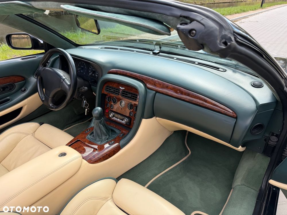 Aston Martin DB7 - 20