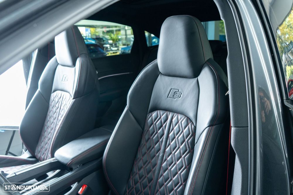 Audi Q8 e-Tron Sportback 55 quattro S line - 8