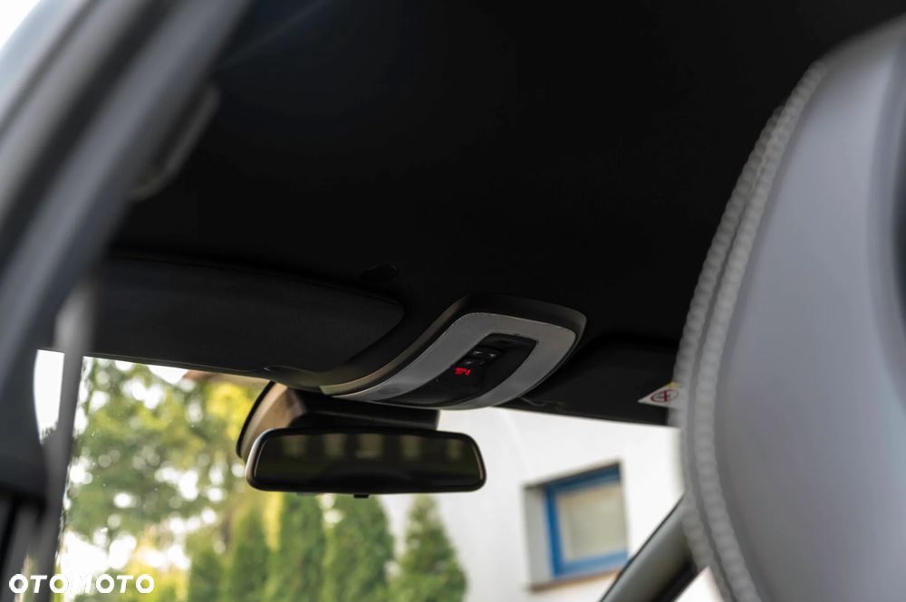 Volvo V60 D2 Geartronic Momentum - 36