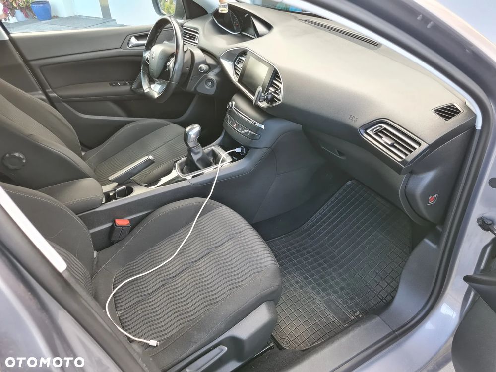 Peugeot 308 1.6 HDi Active - 5