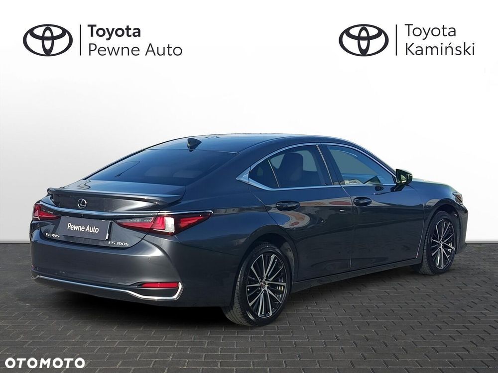 Lexus ES 300h Business Edition - 5