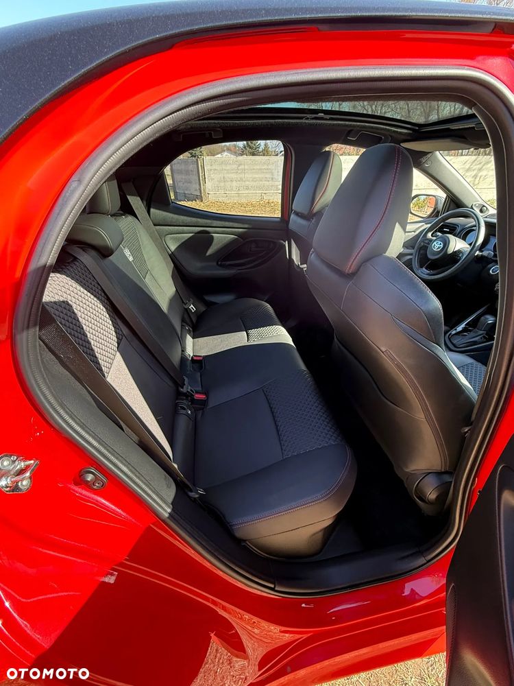 Toyota Yaris 130 1.5 VVT-i Premiere Edition - 13