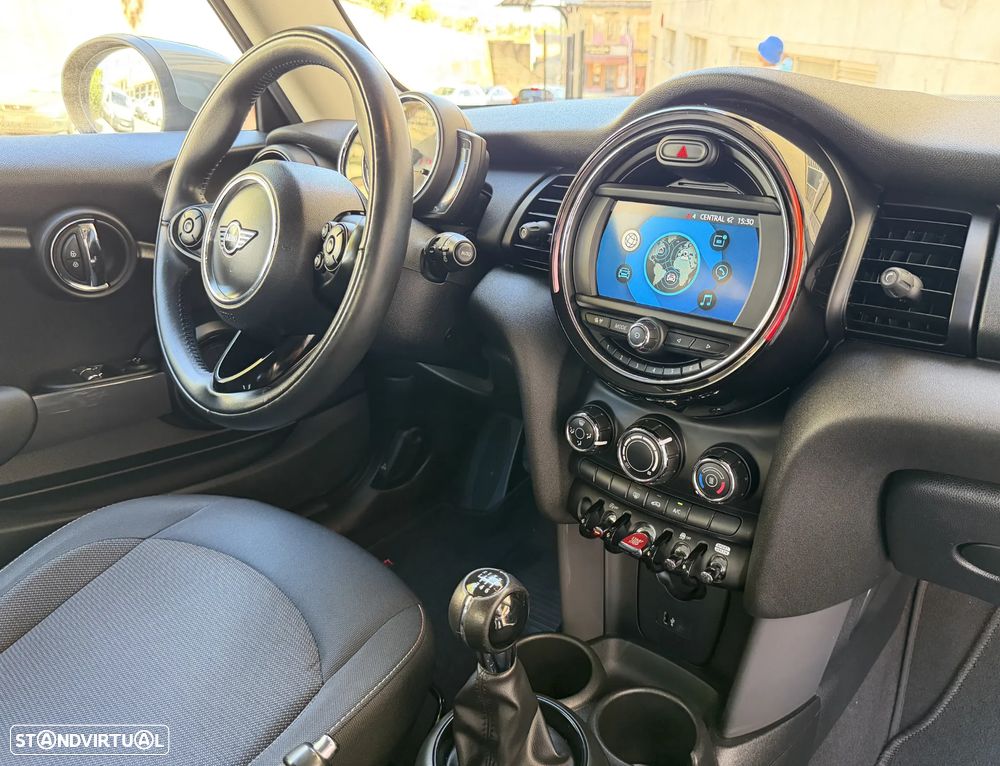 MINI 3 Portas One - 20