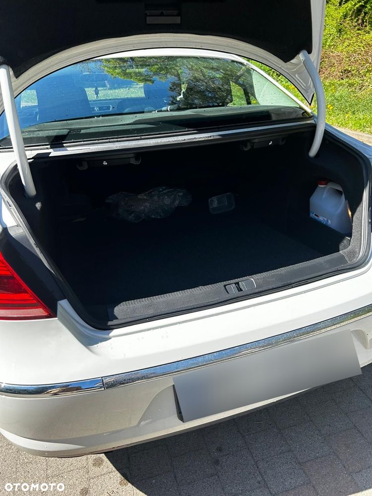 Volkswagen CC - 8