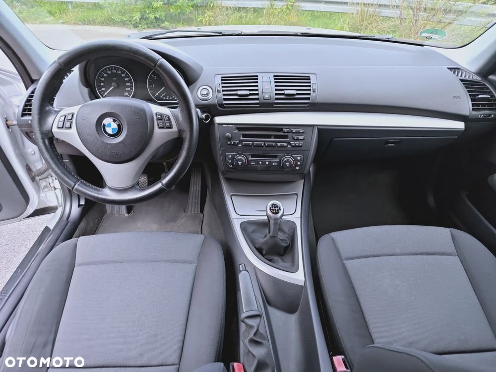 BMW Seria 1 - 29