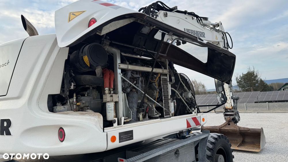 Liebherr 918 compact - 18