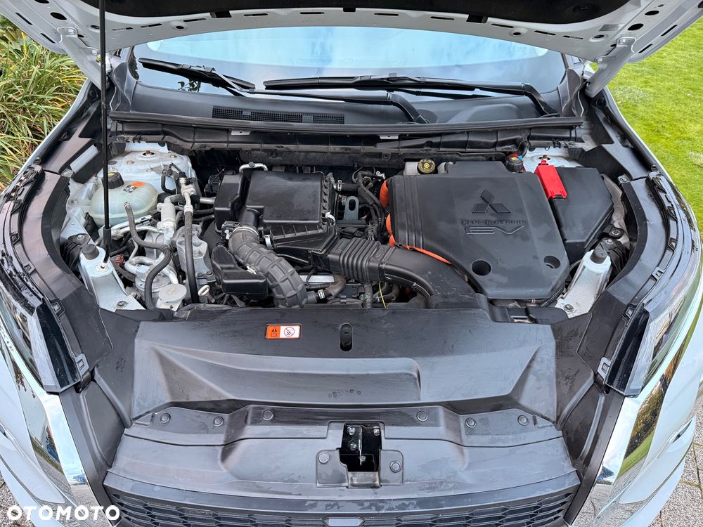 Mitsubishi Outlander - 29