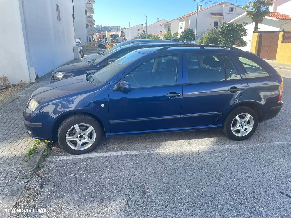 Skoda Fabia Break 1.2 Active - 5