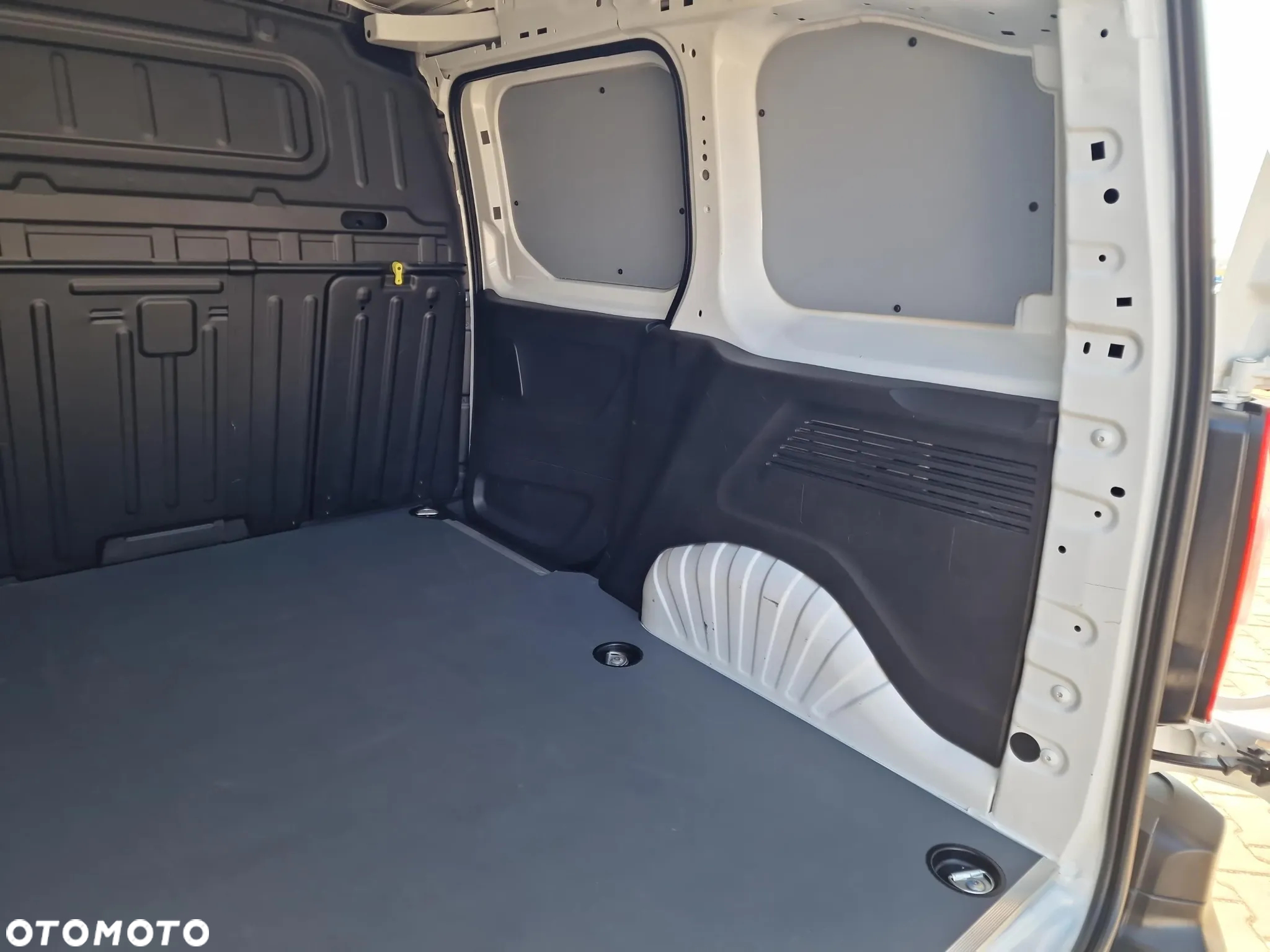 Toyota ProAce City - 16