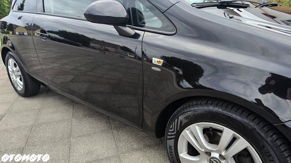 Opel Corsa 1.4 16V Satellite - 26