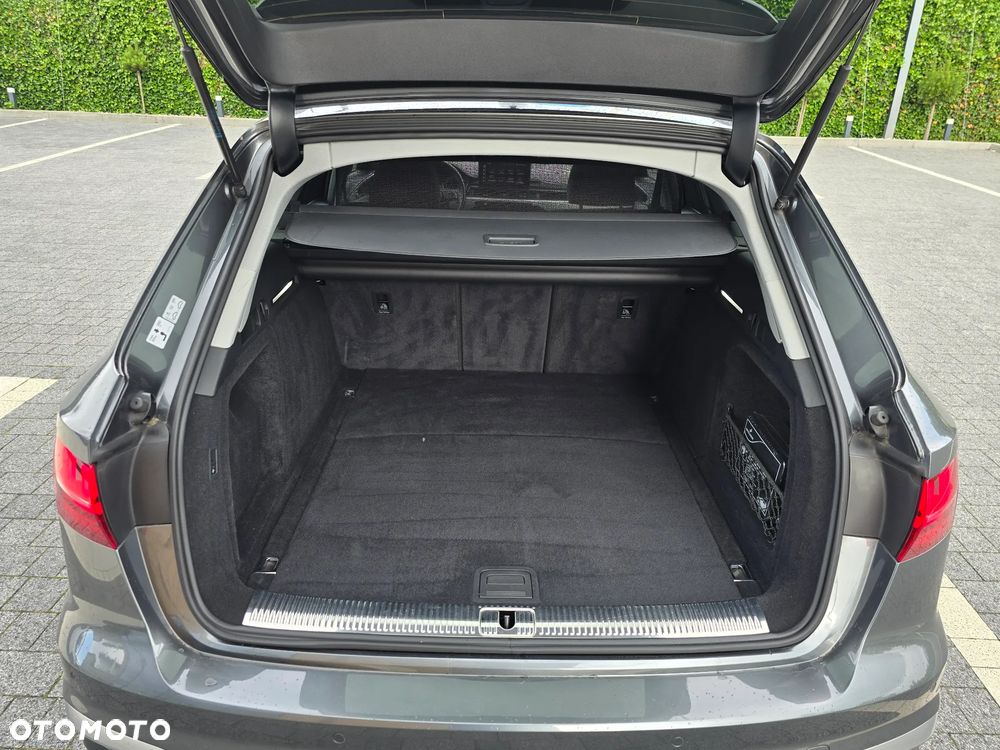 Audi A4 Avant 35 TDI S tronic S line - 29