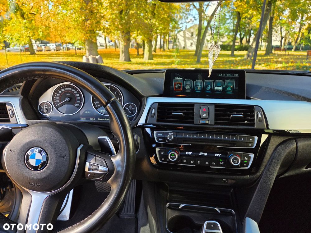 BMW Seria 3 320d xDrive Edition M Sport Shadow - 11