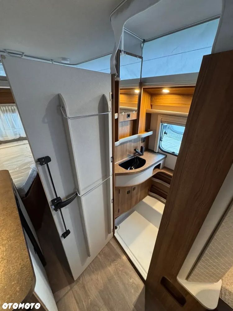 Hymer-Eriba Touring 542 - 15