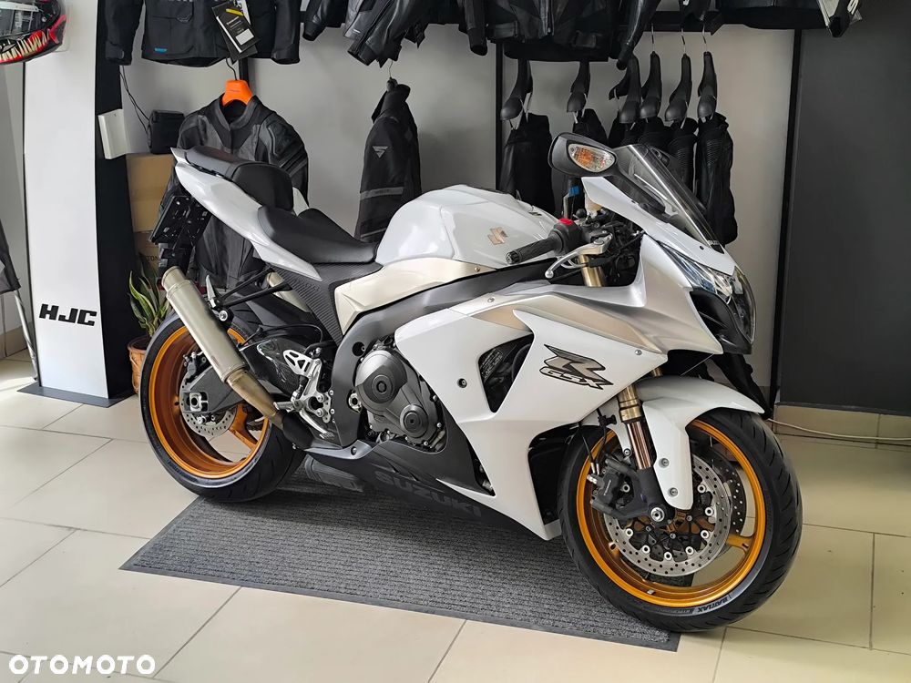 Suzuki GSX-R - 1