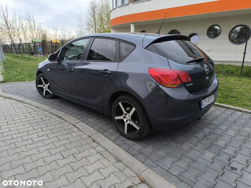 Opel Astra 1.6 - 4