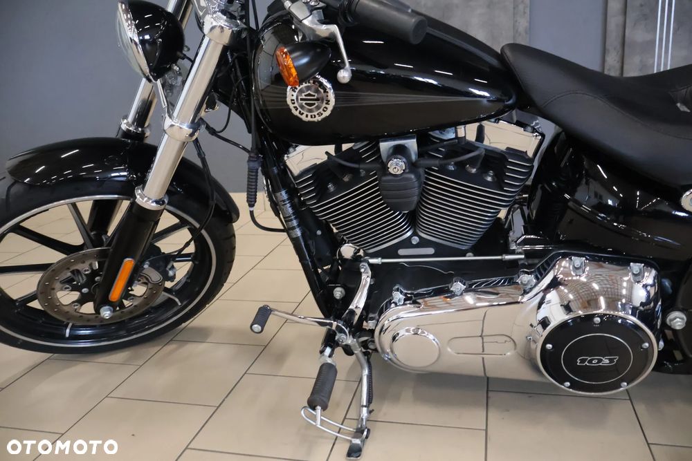 Harley-Davidson FXSB Breakout - 33
