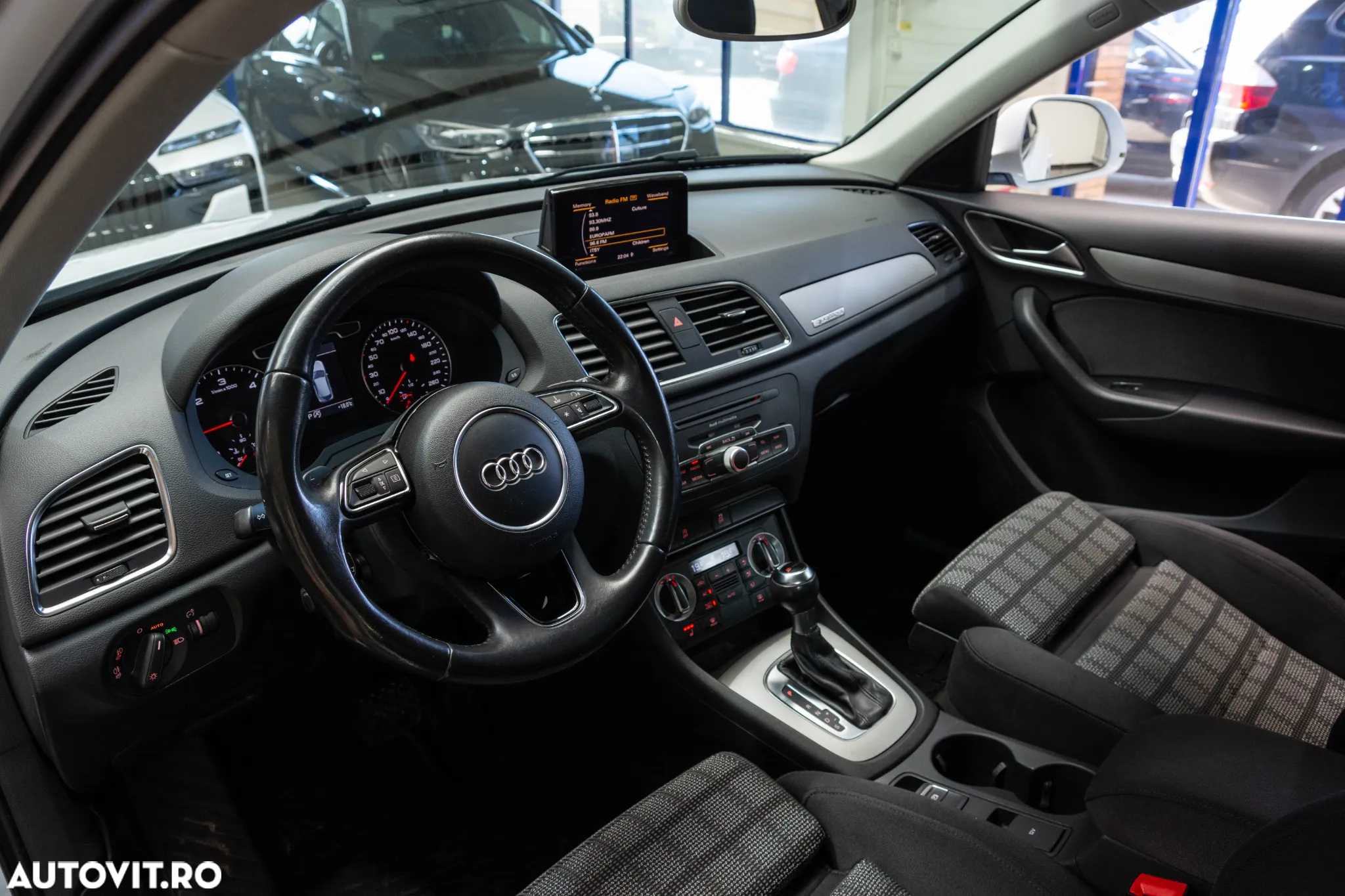 Audi Q3 2.0 TDI Quattro S tronic - 26