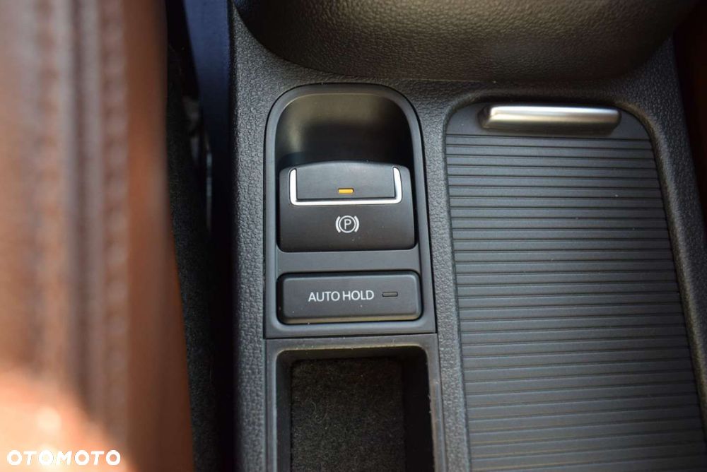 Volkswagen Tiguan - 34