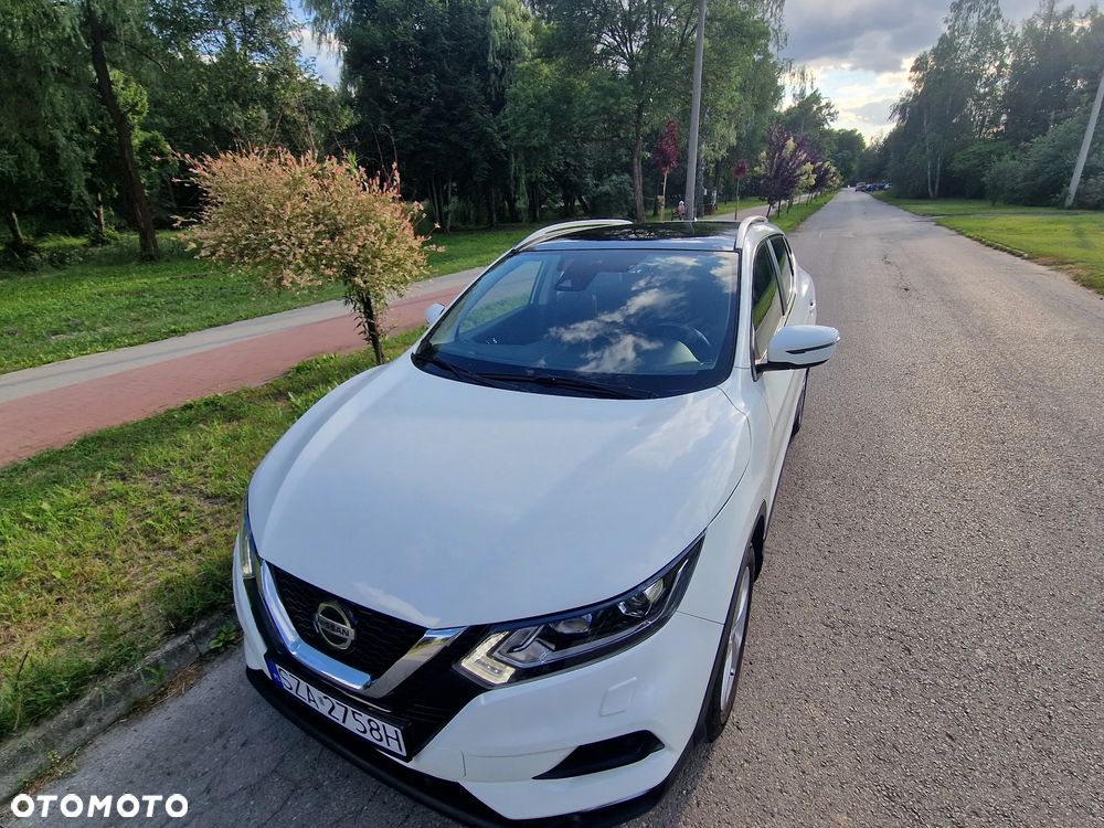 Nissan Qashqai 1.5 dCi DCT ACENTA - 4
