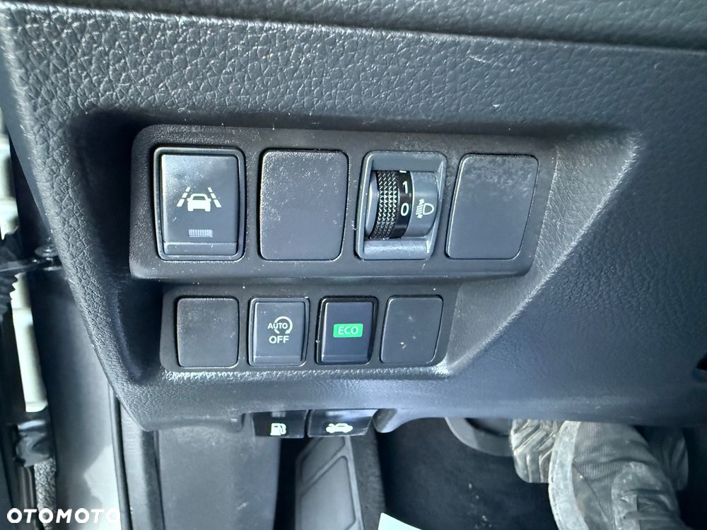 Nissan Qashqai 1.3 DIG-T MHEV Xtronic N-Connecta - 26