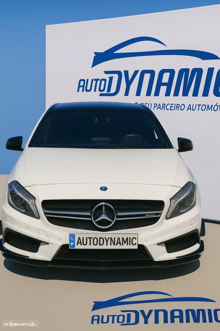 Mercedes-Benz A 45 AMG 4-Matic - 2