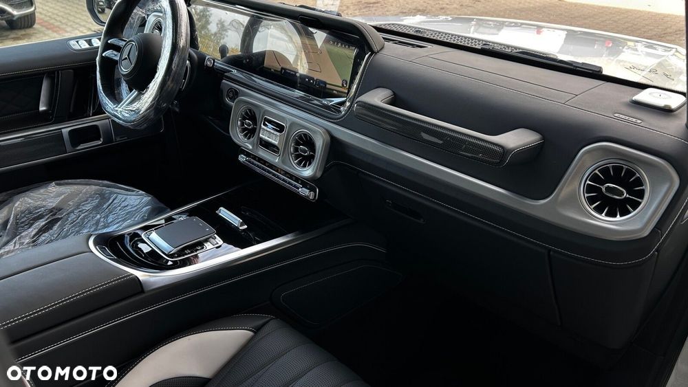 Mercedes-Benz Klasa G 450 d mHEV 9G-Tronic - 24