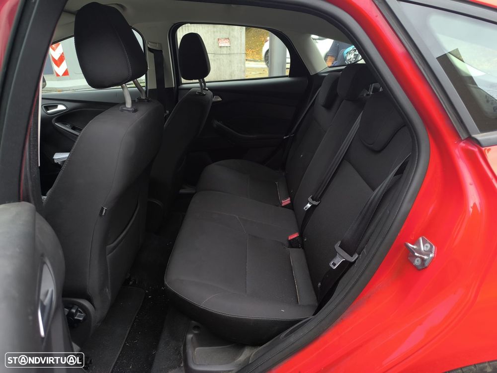 Ford Focus - 11