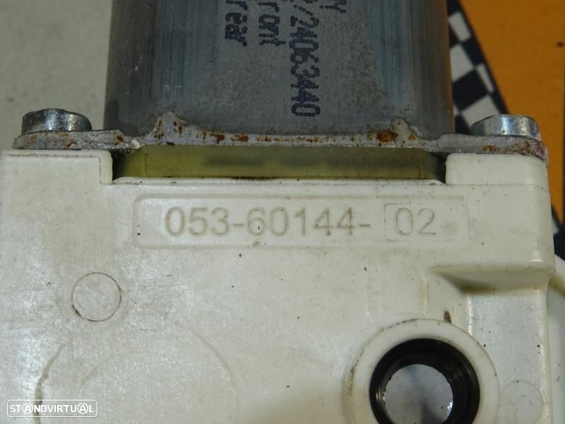 Motor Do Elevador De Vidro Frente Direito Bmw 5 (F10)  72481720 / 7271 - 7