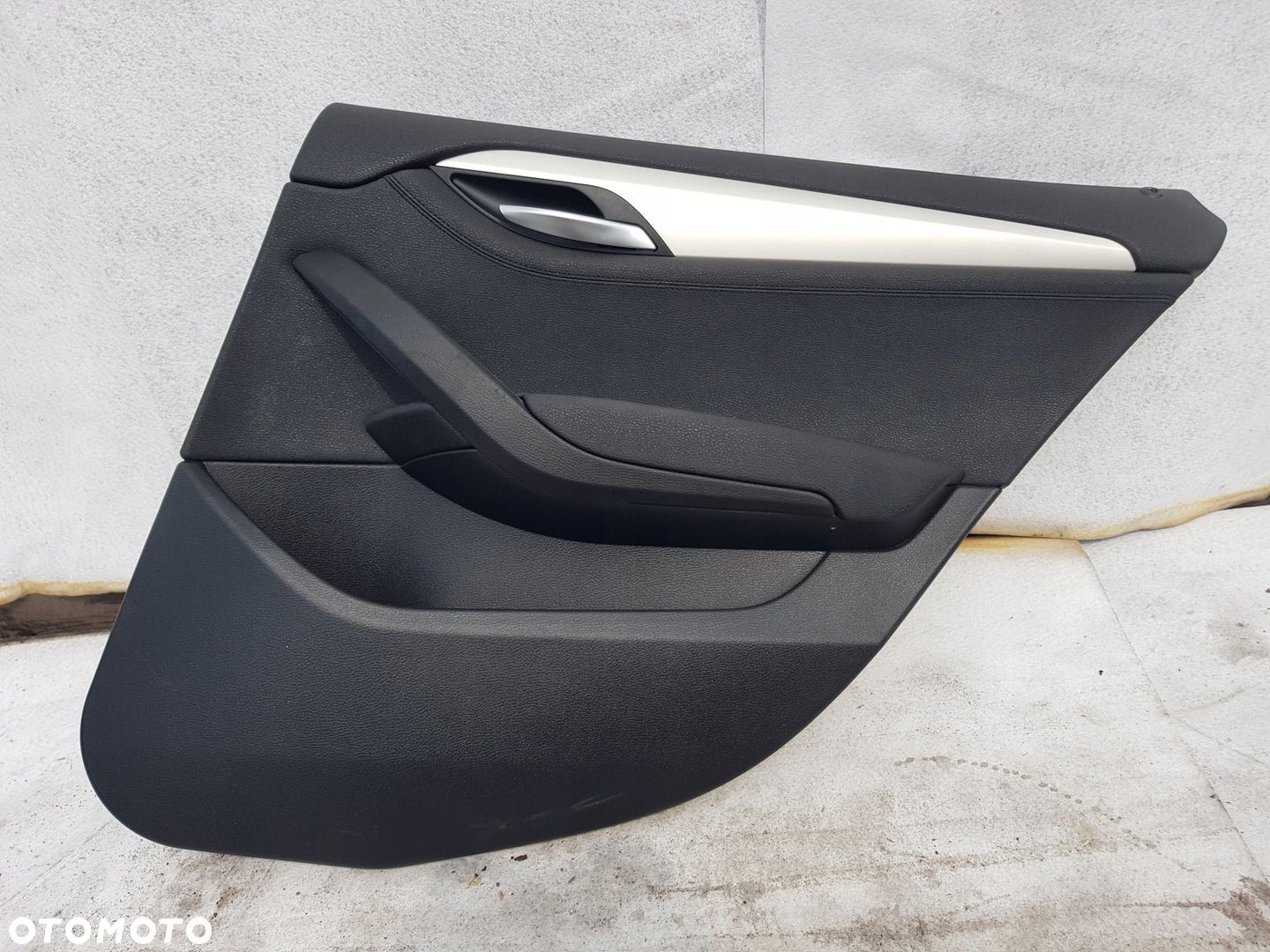 Tapicerka Boczek Drzwi Prawy Tył Prawa BMW X1 e84 - 1