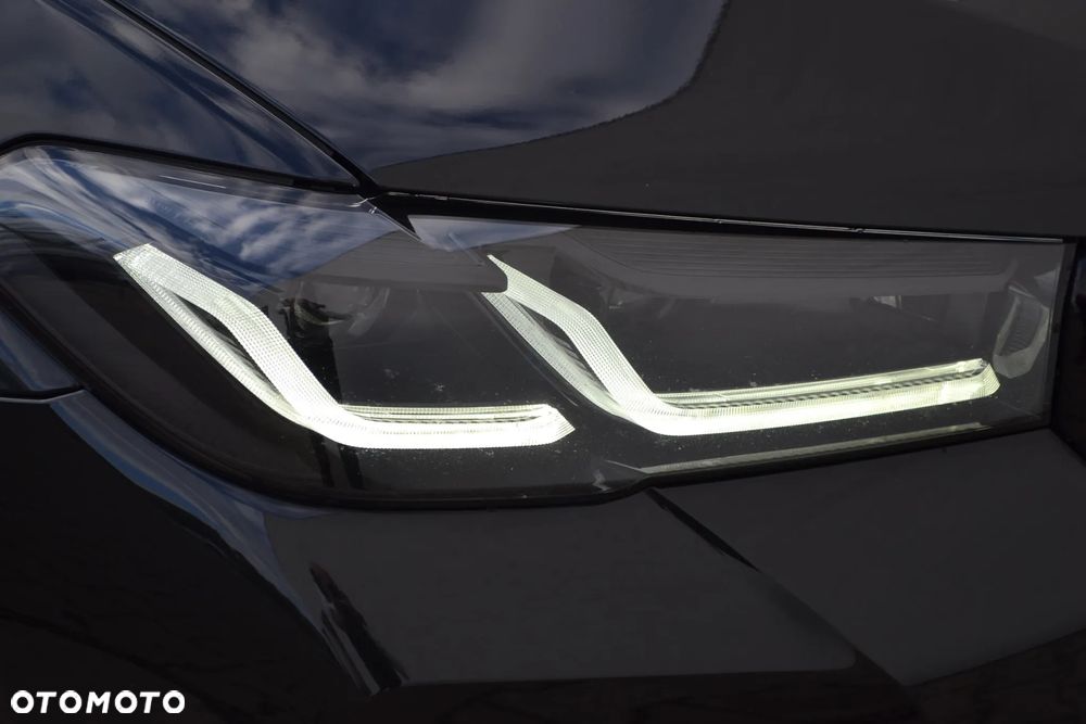 BMW Seria 5 540d xDrive - 14