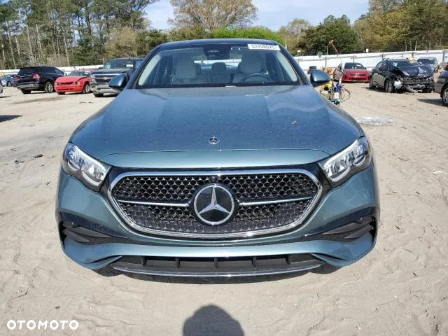 Mercedes-Benz Klasa E - 5