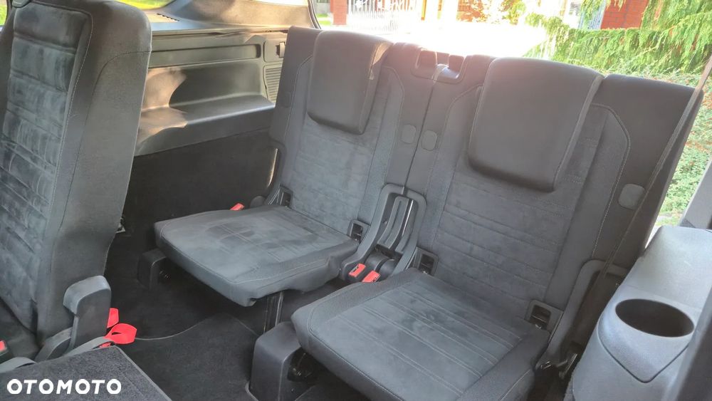 Volkswagen Touran 1.8 TSI BMT Highline DSG - 17