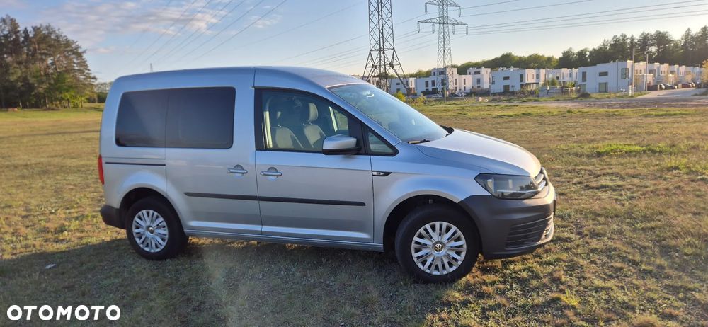 Volkswagen Caddy 2.0 TDI Trendline DSG - 5