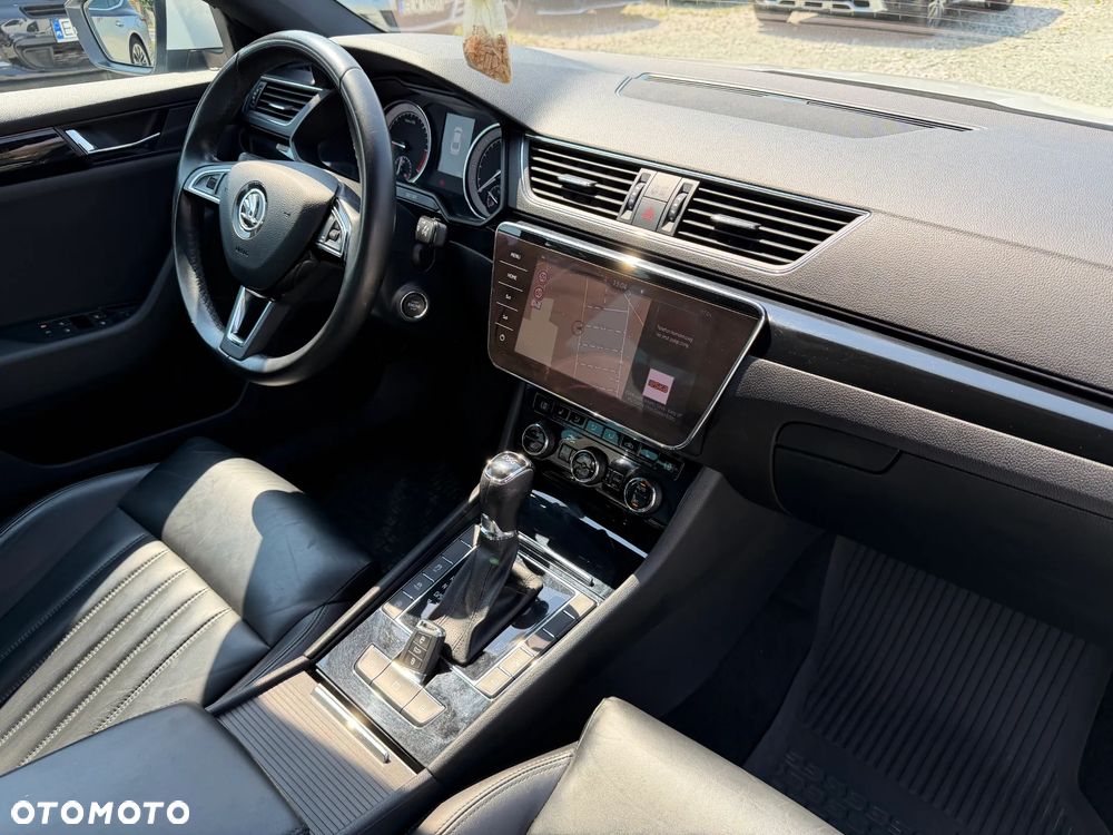 Skoda Superb 2.0 TDI DSG L&K - 38