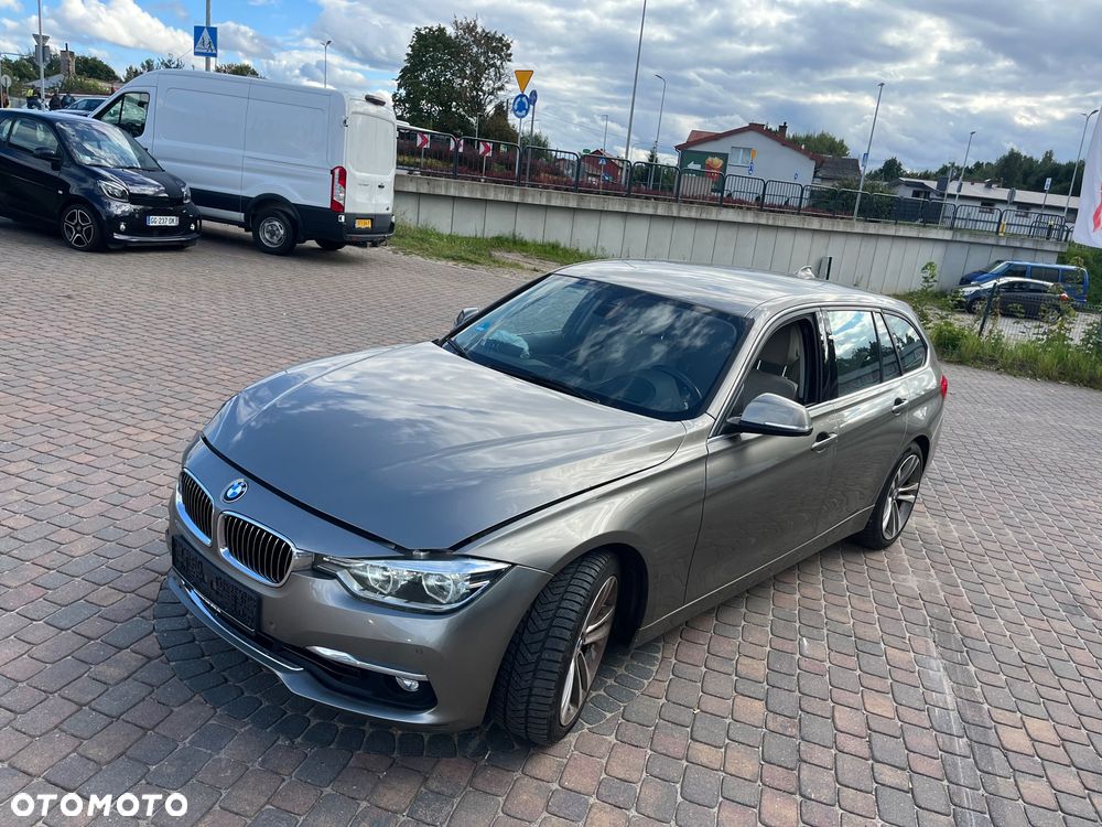 BMW Seria 3 325d Sport Line - 11