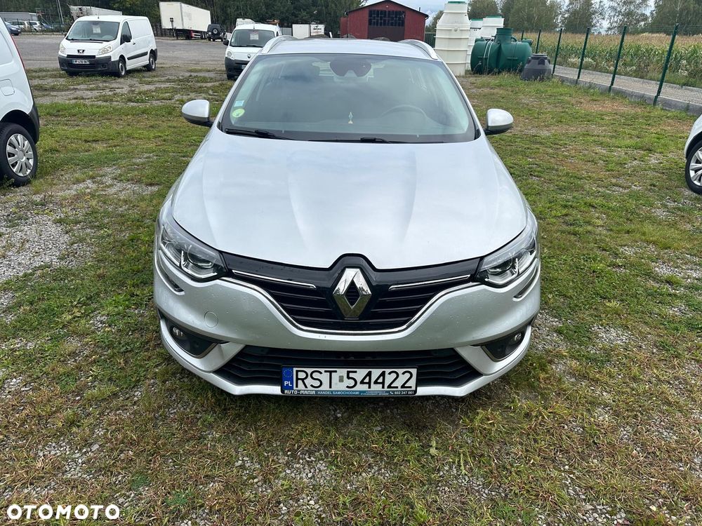 Renault Megane 2019 photo 2