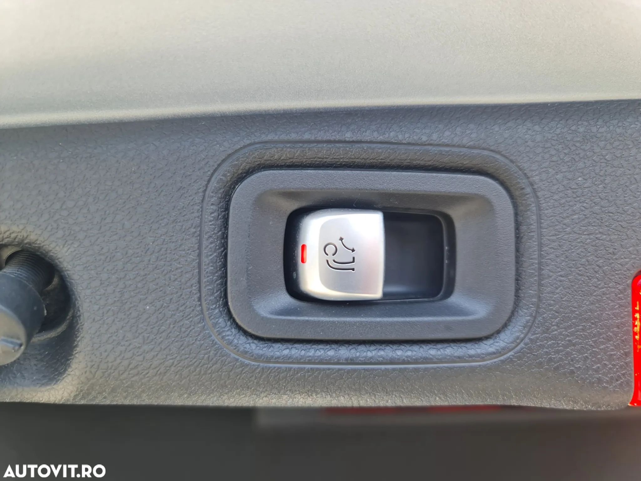 Mercedes-Benz E 220 d T 9G-TRONIC - 23