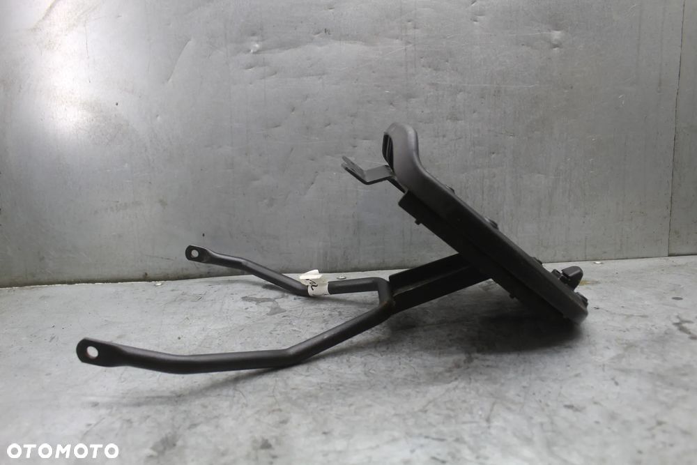 Yamaha Xmax X max 125 14-17 r Stelaż kufra centralnego uchwyt mocowanie