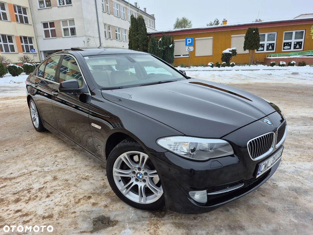 BMW Seria 5 520d Sport-Aut - 2