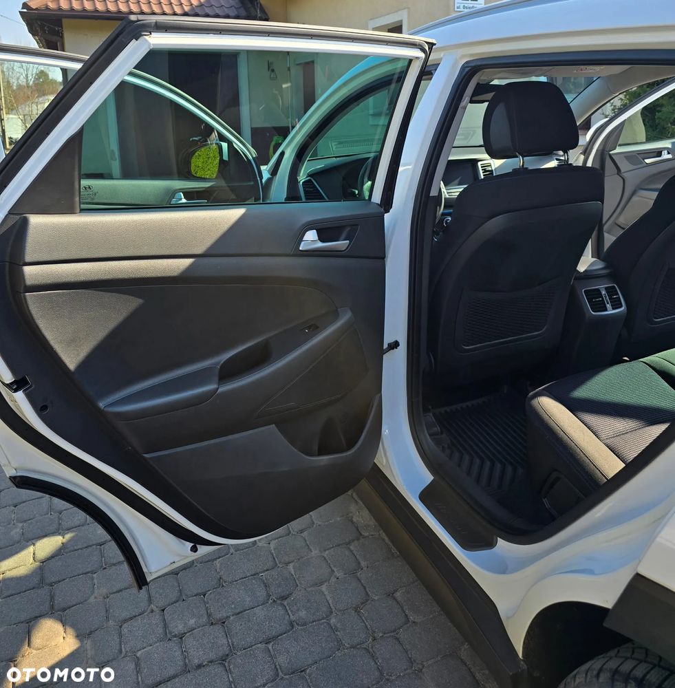 Hyundai Tucson 1.6 GDI BlueDrive Design 2WD - 5