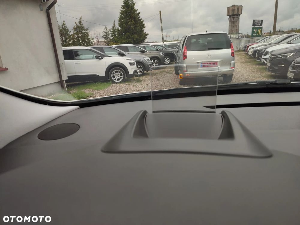 Peugeot 3008 HDi FAP 150 Roland Garros - 32