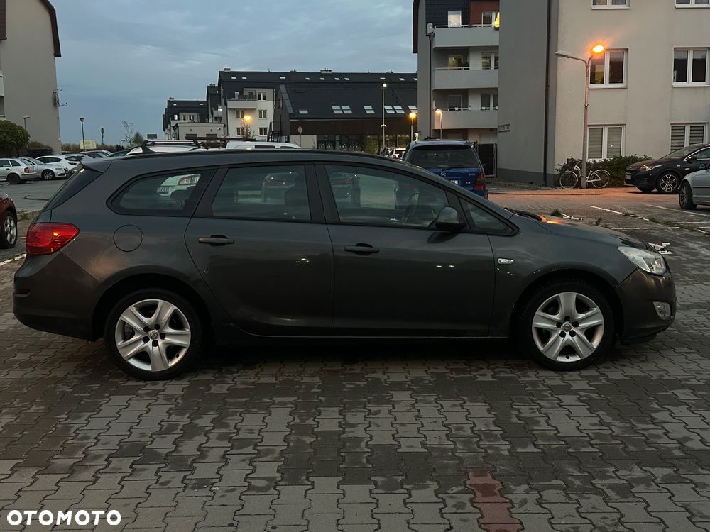 Opel Astra - 6