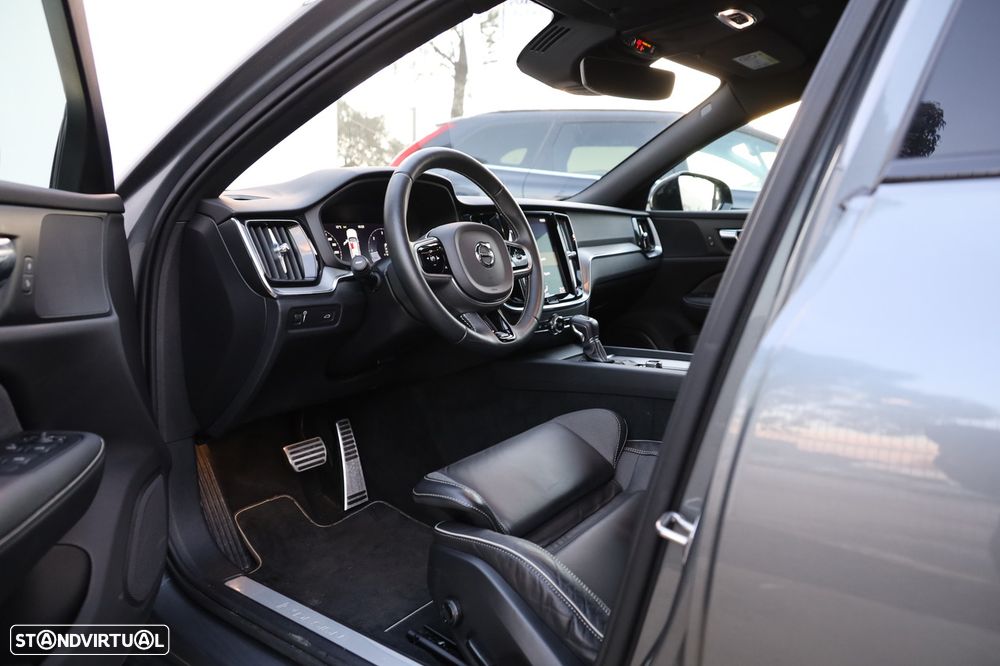Volvo V60 2.0 D4 R-Design Geartronic - 16