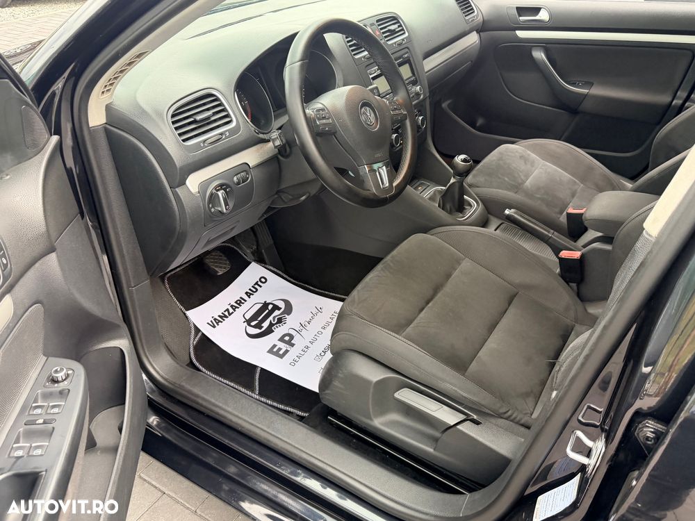 Volkswagen Golf - 9