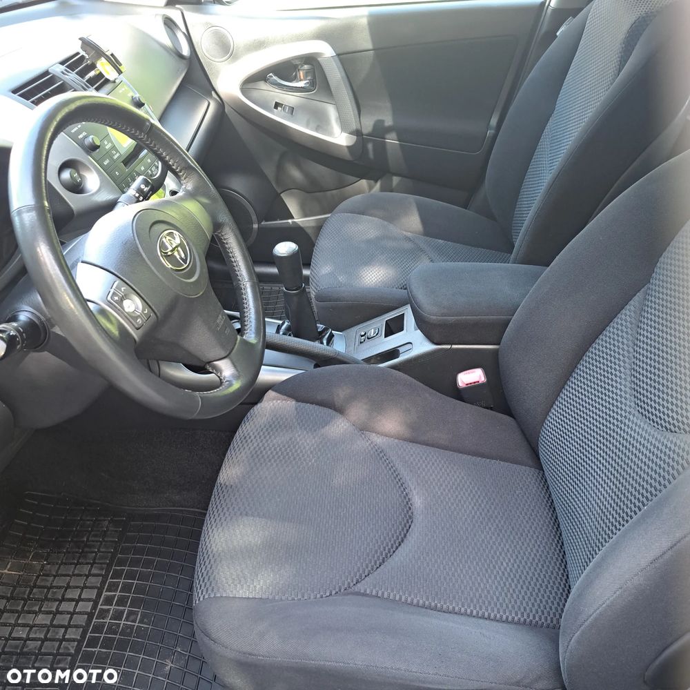Toyota RAV4 2.0 4x4 Sol - 13